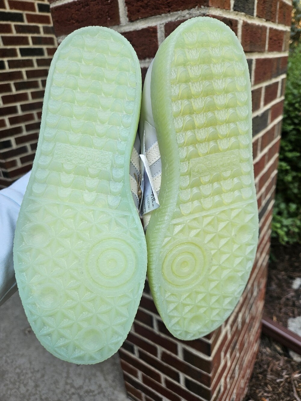 🔥NWT Women's adidas Platform Shoes - Picture 3 of 11